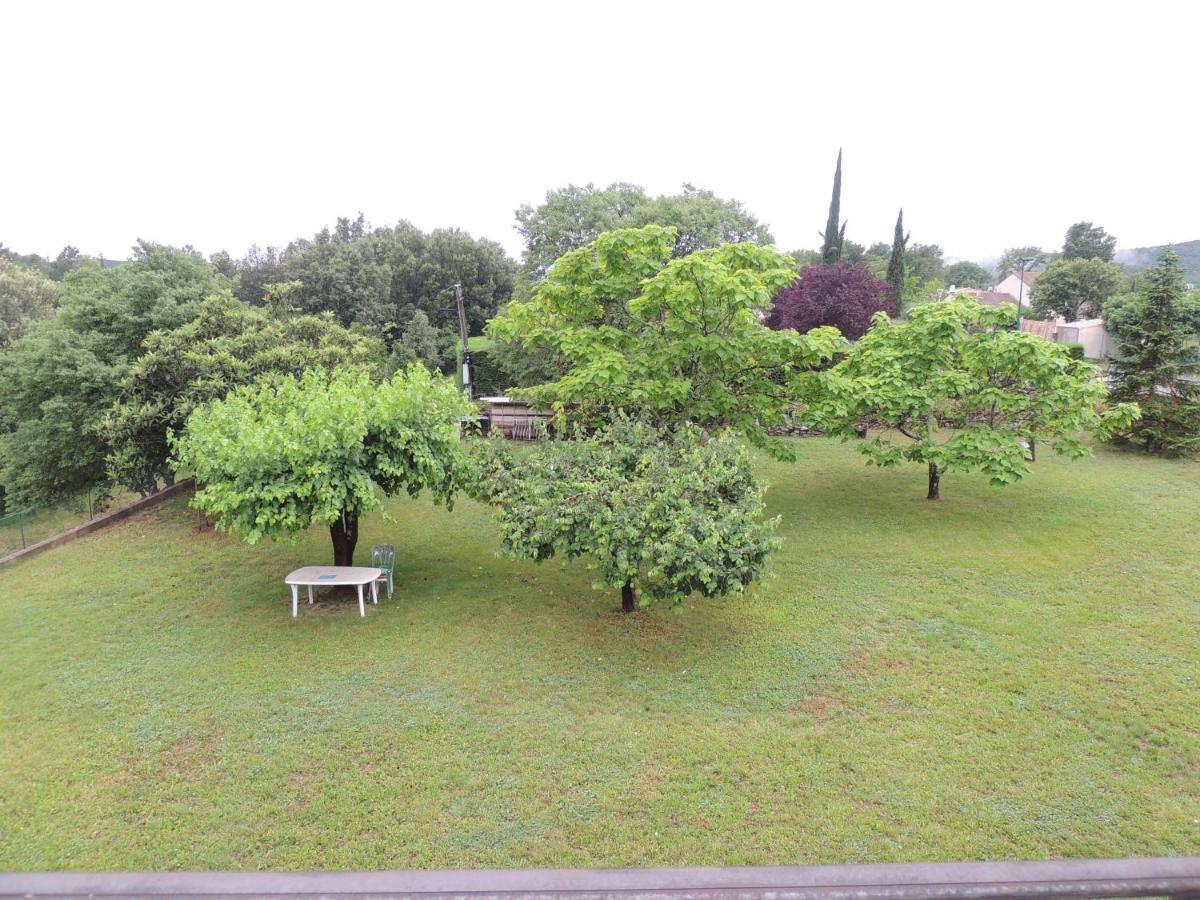 Les Chataigniers Appartement Meuble Saint Sebastien d'Aigrefeuille Kültér fotó