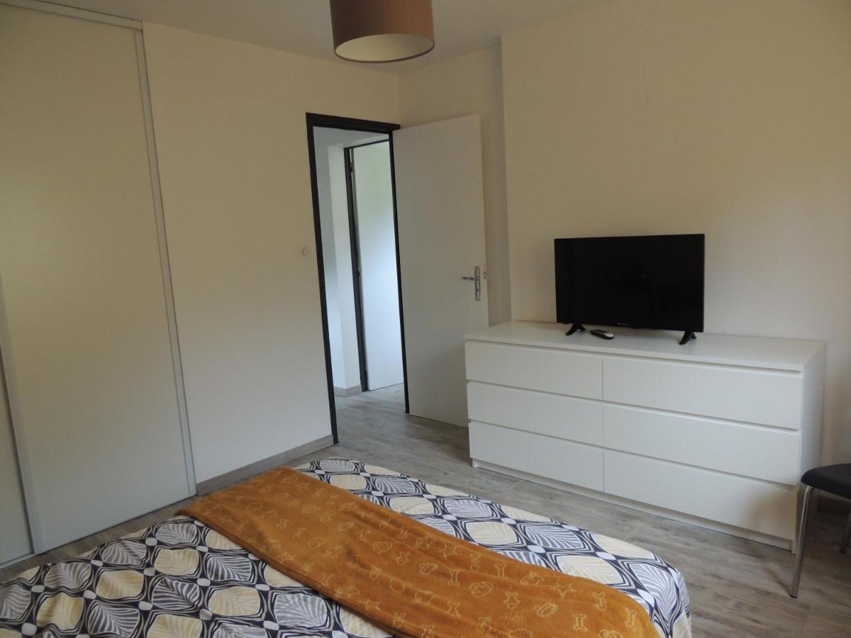 Les Chataigniers Appartement Meuble Saint Sebastien d'Aigrefeuille Kültér fotó