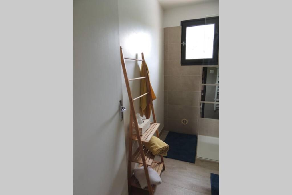 Les Chataigniers Appartement Meuble Saint Sebastien d'Aigrefeuille Kültér fotó