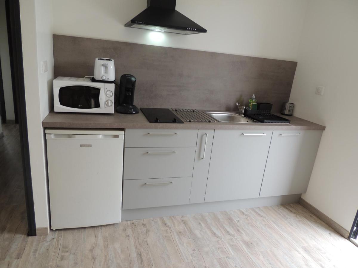 Les Chataigniers Appartement Meuble Saint Sebastien d'Aigrefeuille Kültér fotó